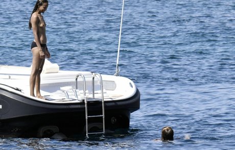 army milf onlyfans pornos picture