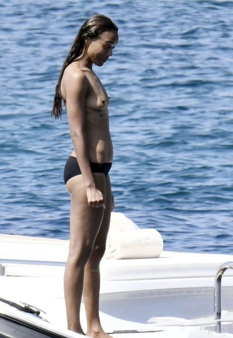Zoe Saldana star pic