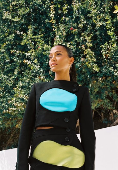 Zoe Saldana art model photos