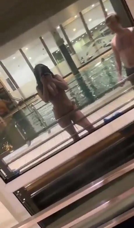 Zoe Leanne Cooper exclusive model pictures