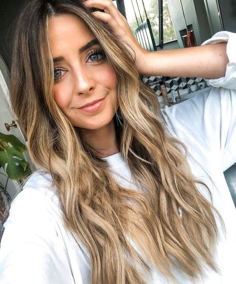 Zoe Sugg nudes actress img