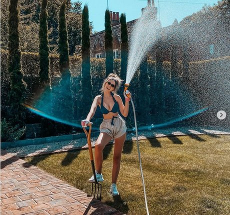 Zoe Sugg actress archive