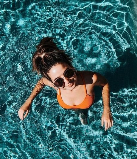 Zoe Sugg star hd photos