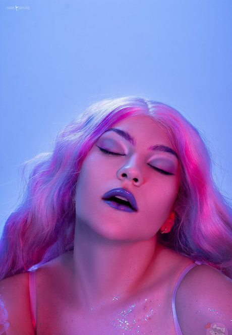 Zoe Volf pornographic model gallery