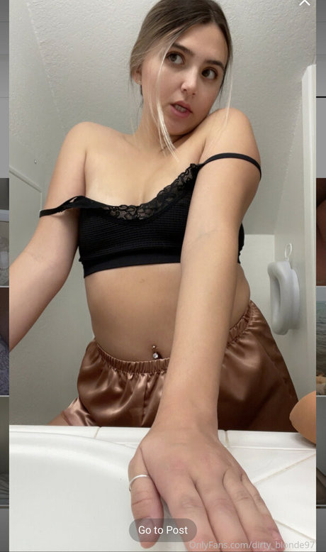 Zoe Nicole top pornstar photos