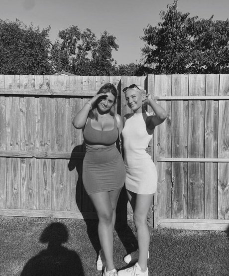 Zoe H star pretty archive