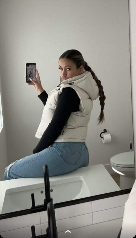 Zoe Fergurson star exclusive pictures