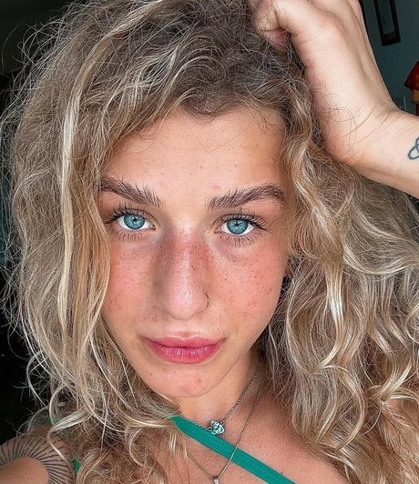 chubby latina onlyfans best picture