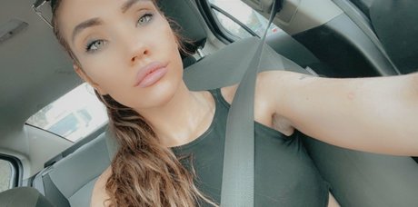 zoee12 perfect actress pics