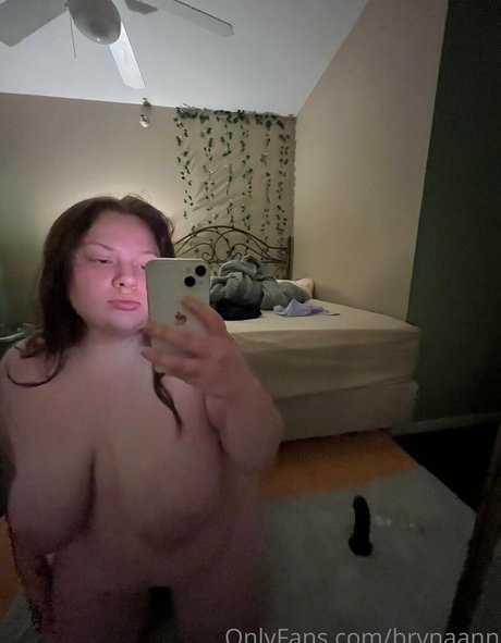 Brynaann sexy star img