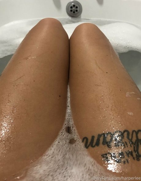 harperlee erotic model archive