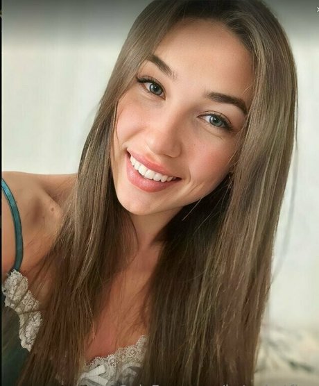 kate hotfire nude actress photo