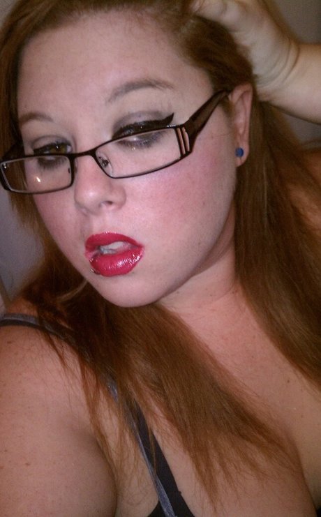 small onlyfans pornographic pics