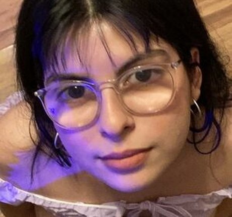 Wide Eyes model porn photos