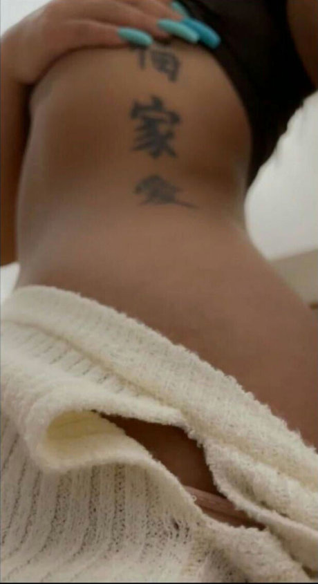 LouMrcsl pornstar free picture