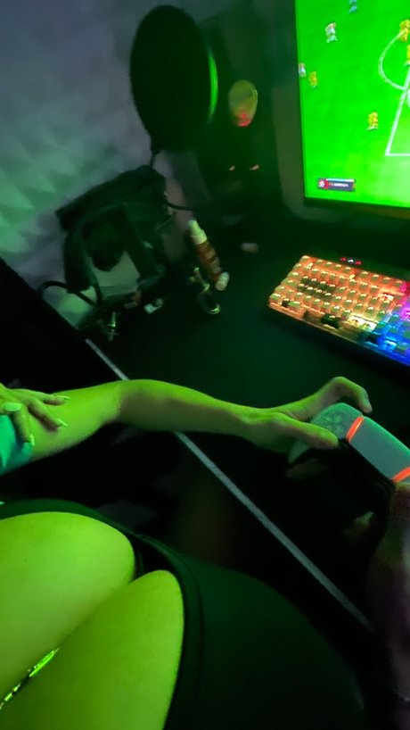 LouMrcsl perfect star photo