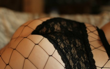 ettari model xxx img