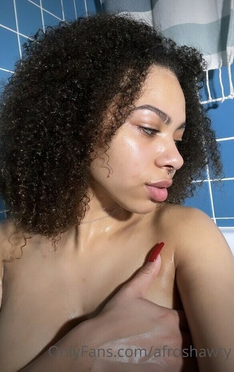 afroshawty nude model picture