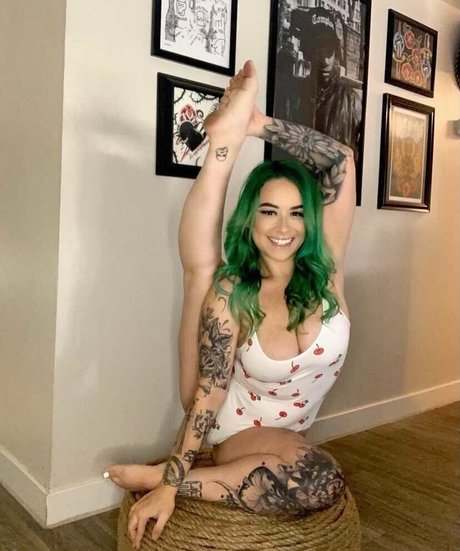 blackheartburlesque free pornstar photo