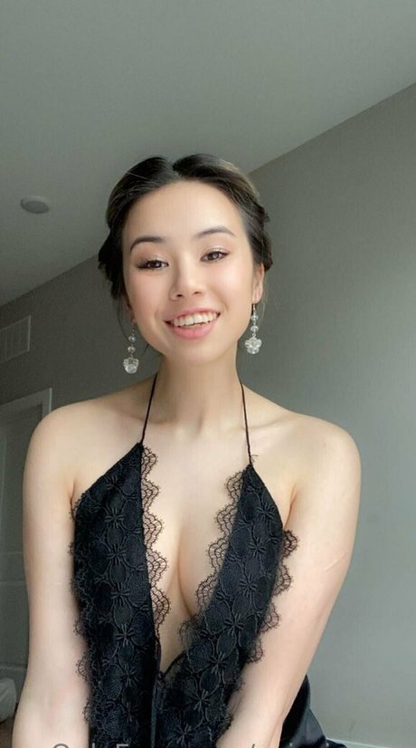 asiariverax hot star pictures