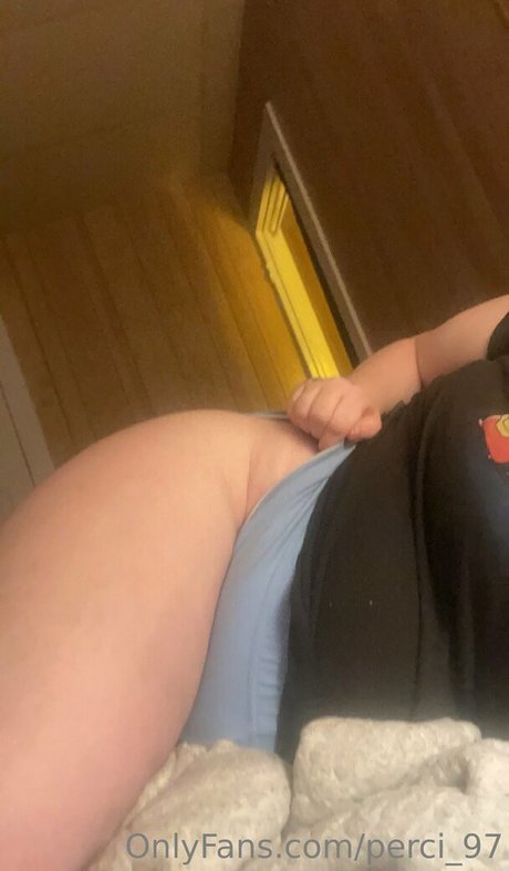 perci 97 naked actress pics