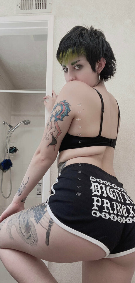 Gremlinbxtch pornstar pic