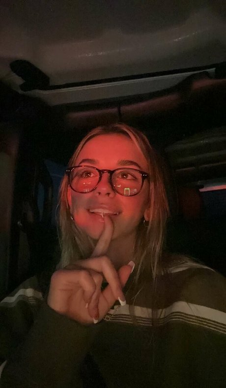 college girl onlyfans pornographic galleries