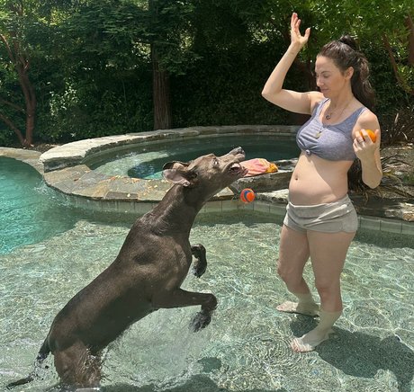 Whitney Cummings pornstar beautiful pics