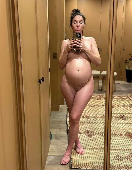 perfect body onlyfans art naked gallery