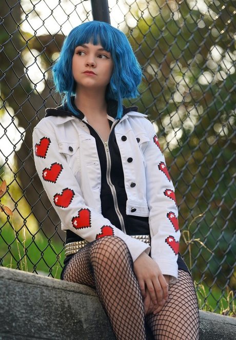 Mina Kess model nudes images