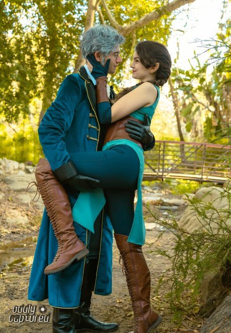 Mina Kess art actress gallery