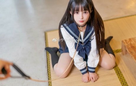 blonde asian onlyfans top pic