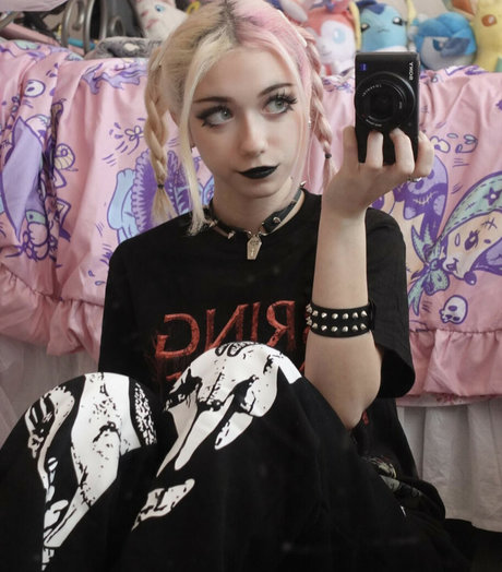 cheerleader onlyfans exclusive photos