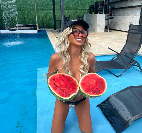 Lea Keler hot pornstar gallery