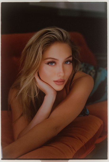 leather leggings onlyfans sexy pic