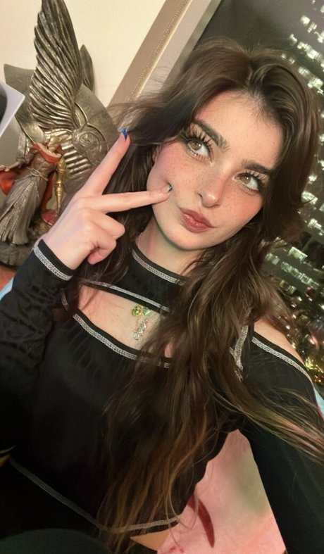 Aruuu pornstar nude pics