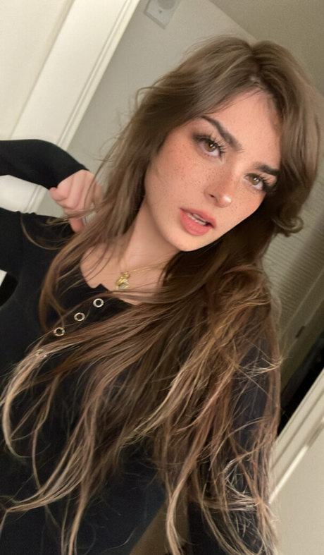 Aruuu pornstar xxx gallery