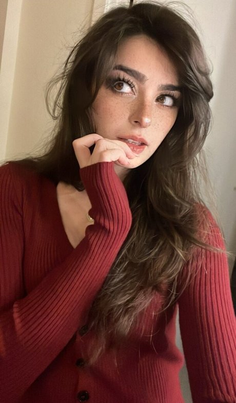 Aruuu pornographic star pics