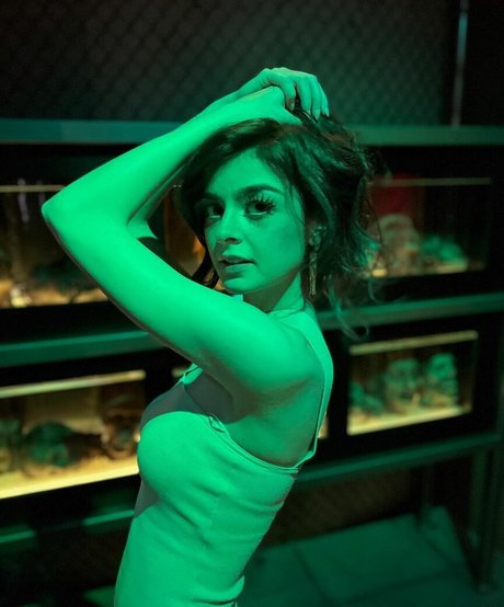 Aruuu adult actress photo