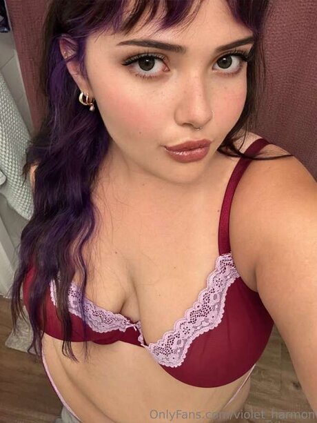 Violet Harmon nudes actress gallery