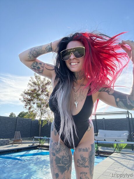 flat chested onlyfans hd pic