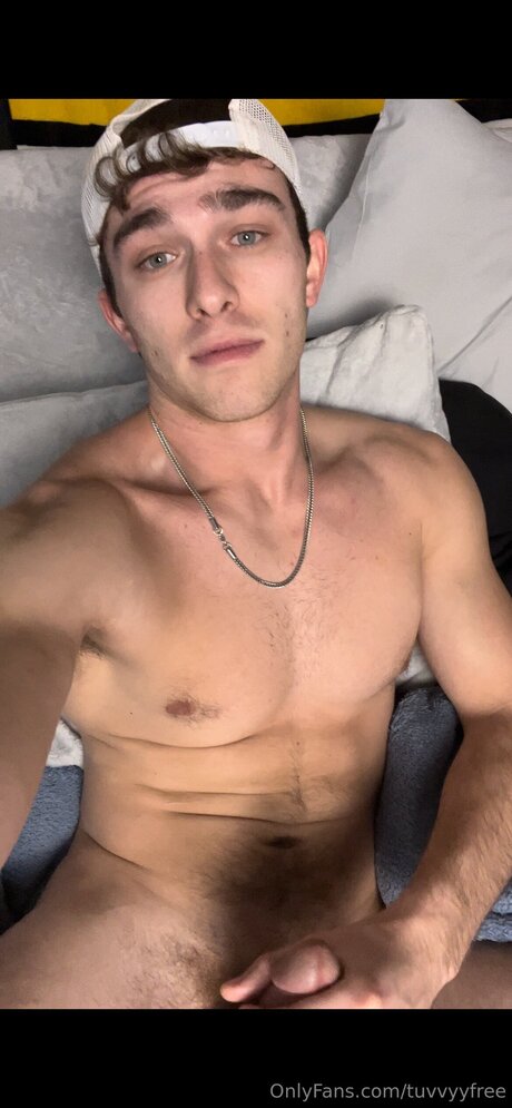 Tuvvyyfree pornstar erotic image