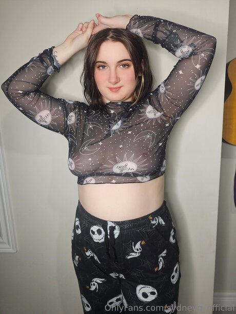 Sydneyq Official model pretty images