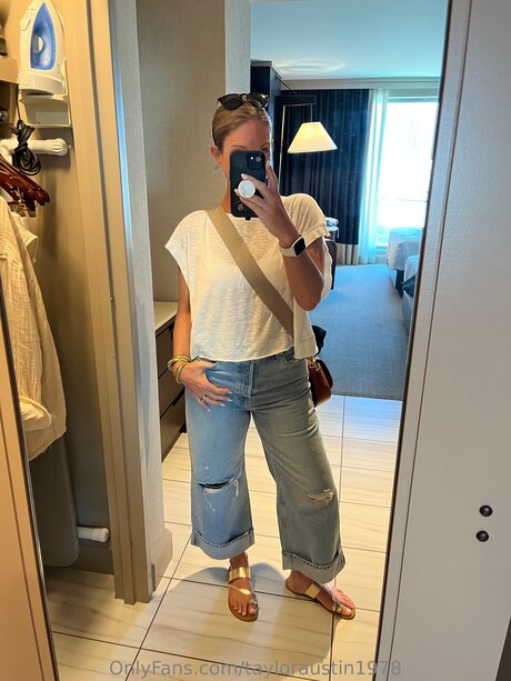 ebony pawg onlyfans naked picture