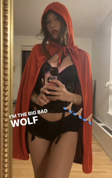 Lilychee pornstar naked pic