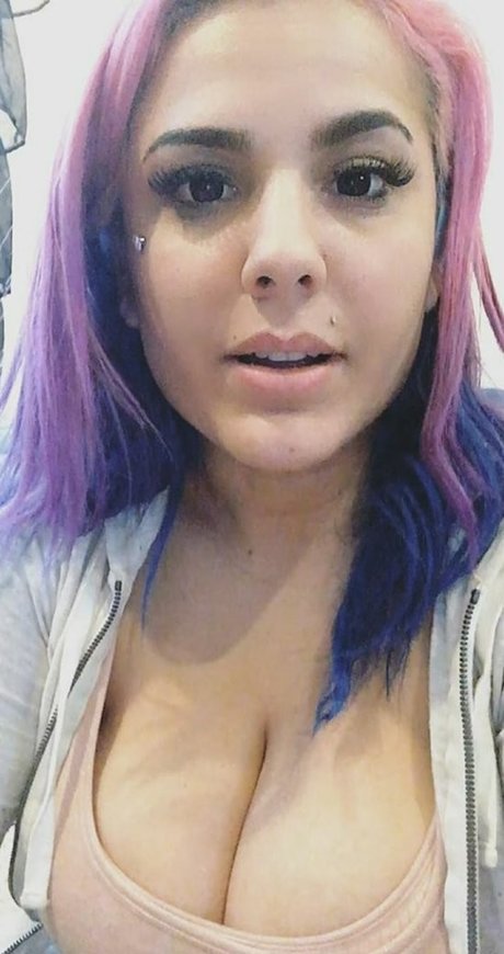 TheZombiUnicorn xxx star images