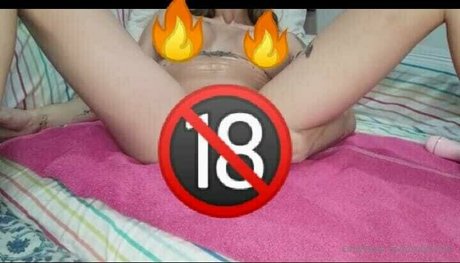 Rubi2325 sex model pic