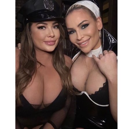 mature solo onlyfans sexy nudes pictures