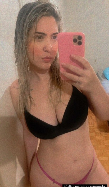 Nahzinhaa hd actress pictures