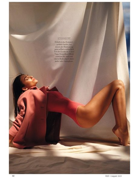 Lorena Rae hot actress img